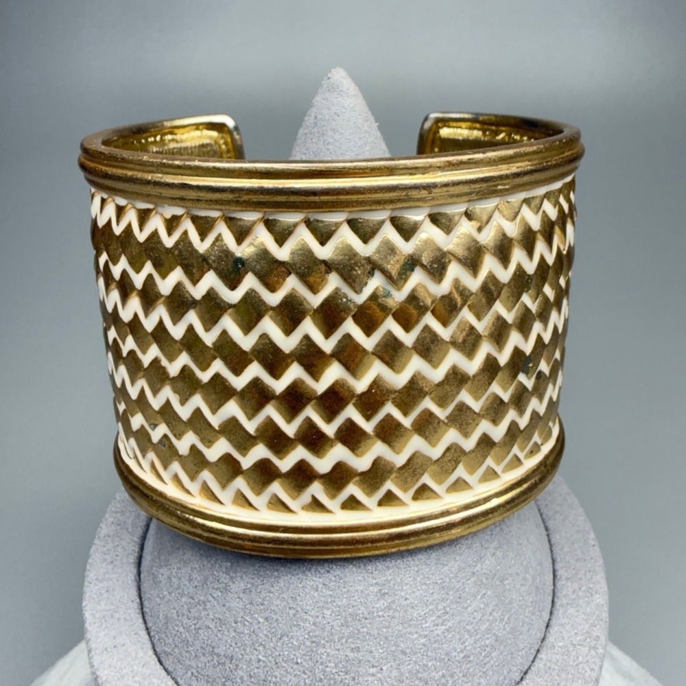 Vintage Cuff Bracelet Wide Chunky GoldTone White Geometric 1980s Glam 7.25"